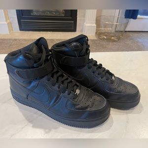 Men’s Nike Triple black Air Force Ones AF1 8.5